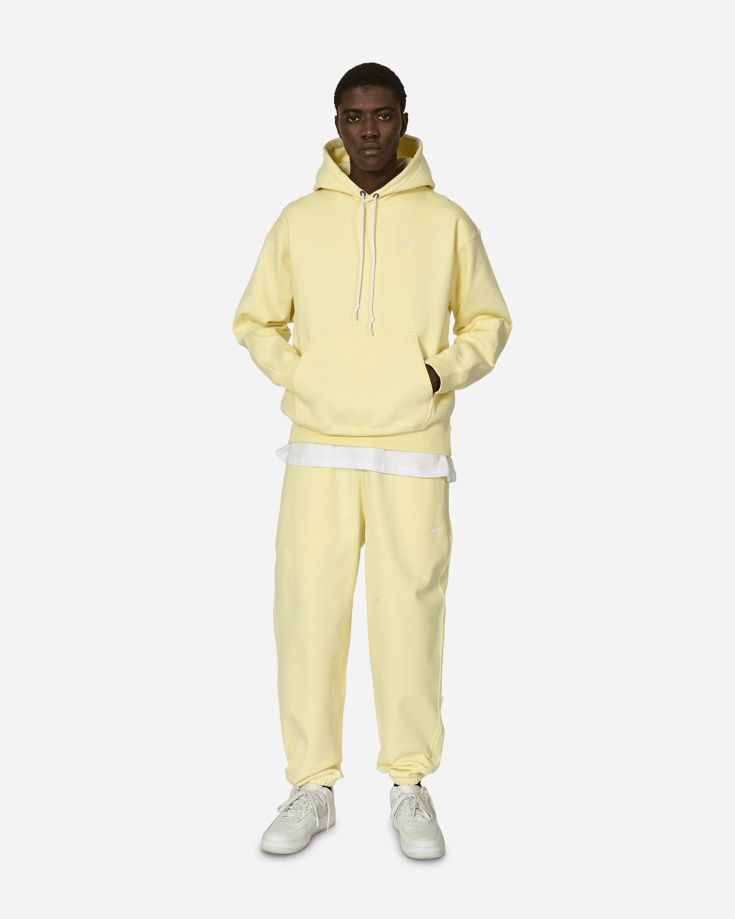 Nike M Nk Solo Swsh Flc Po Hoodie Alabaster/White Sweatshirts Hoodies DX1355-744