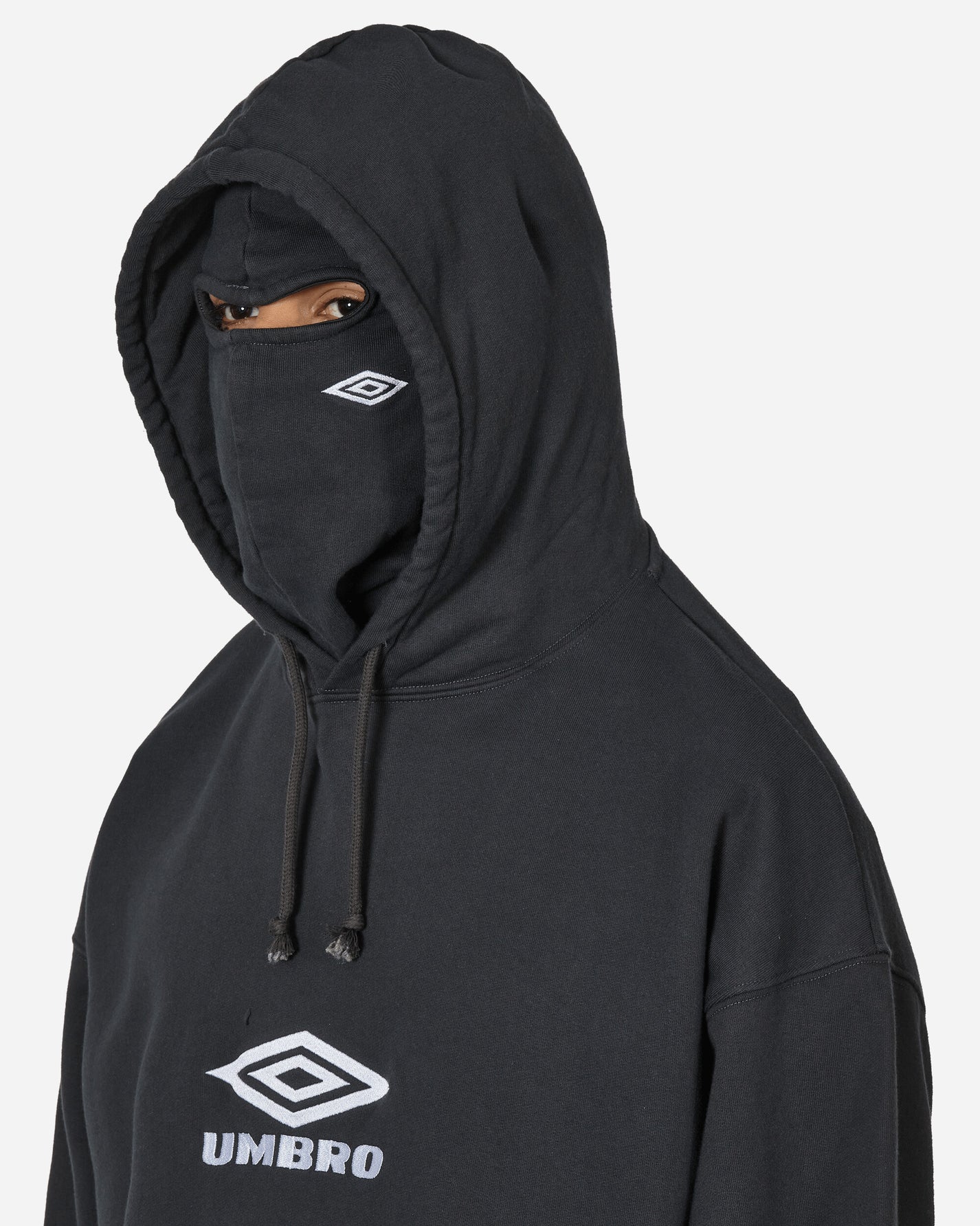 Umbro Masked Hoody Dark Grey Sweatshirts Hoodies UBMW020JY10 GRY0003