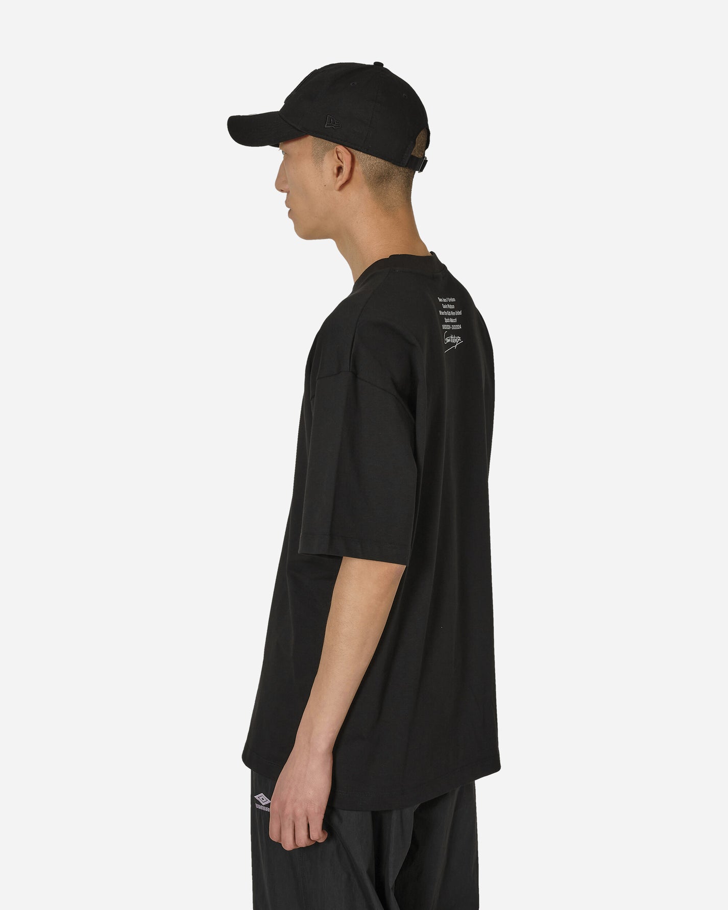 Umbro Umbro X Gavin Watson Exhibition Guy With The Boombox Tee Black T-Shirts Shortsleeve UBMW0258JY72 BLK0001