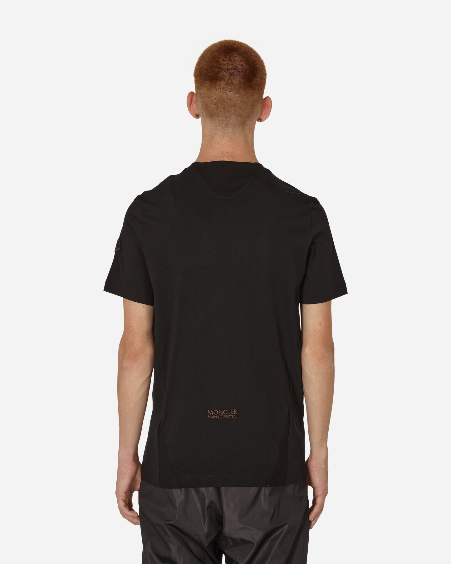 Moncler T-Shirt Black T-Shirts Shortsleeve 8C0005589A17 999